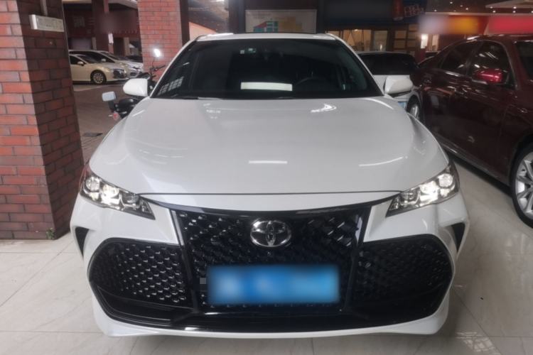 Used Toyota Avalon 2019 2.0L Ambition Edition China VI Front
