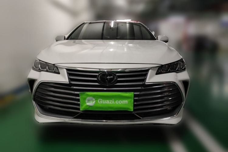 Used Toyota Avalon 2019 2.0L Luxury Edition China VI Standard Front