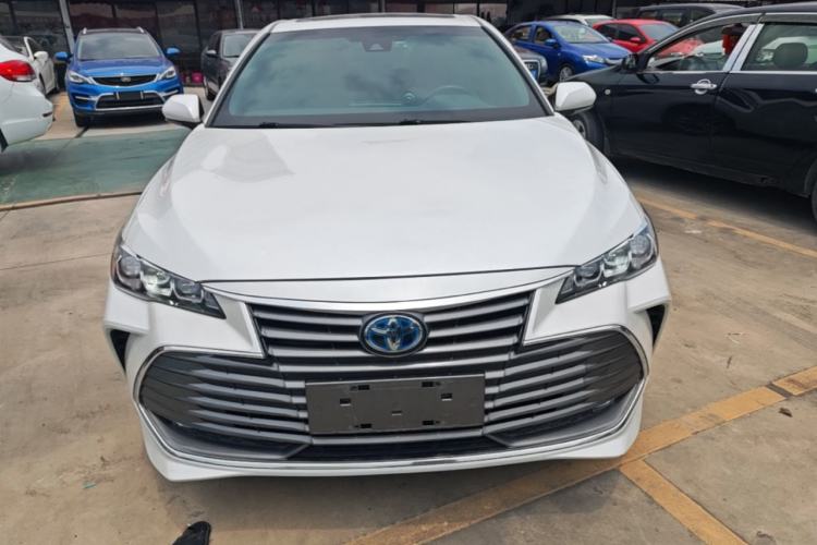 Used Toyota Avalon 2019 Dual-Engine 2.5L Luxury Edition China VI Standard Front