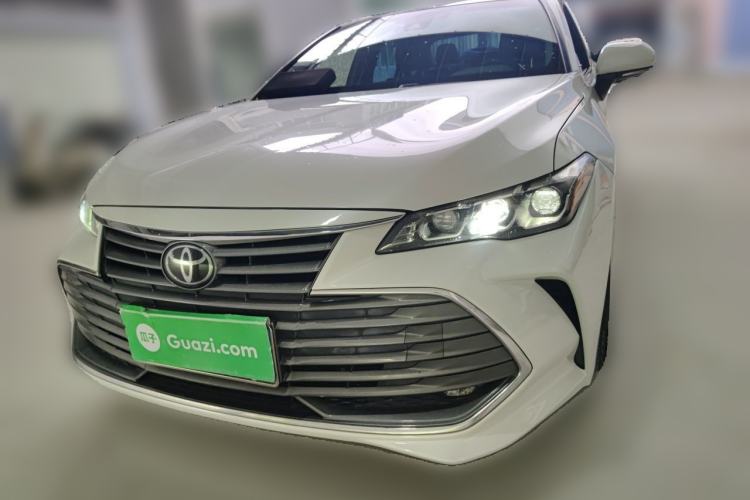 Used Toyota Avalon 2019 2.0L Luxury Edition China VI Standard Front