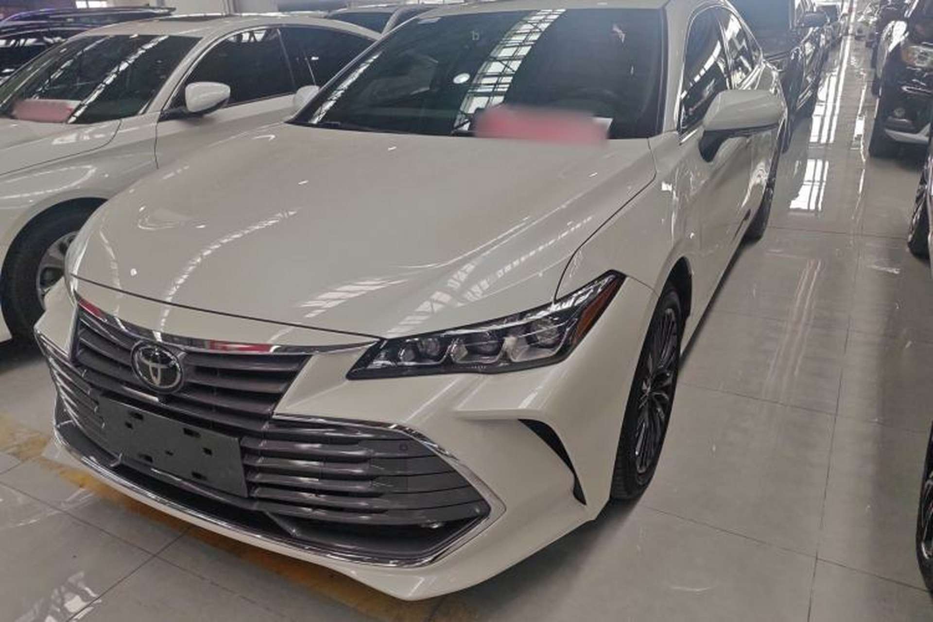 Used Toyota Avalon 2019 2.0L XLE Premium Edition China VI Front Left 45 Deg