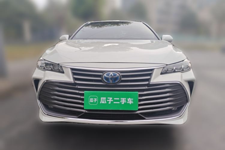 Used Toyota Avalon 2019 Dual-Engine 2.5L Luxury Edition China VI Standard Front