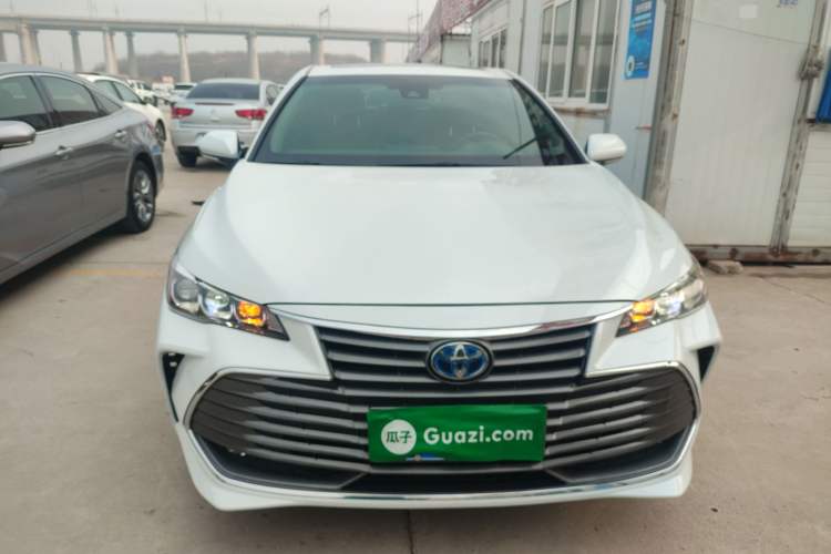 Used Toyota Avalon 2019 Dual-Engine 2.5L Luxury Edition China VI Standard Front