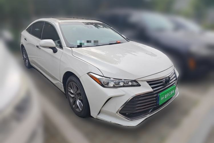 Used Toyota Avalon 2019 2.0L Luxury Edition China VI Standard Front Right 45 Deg