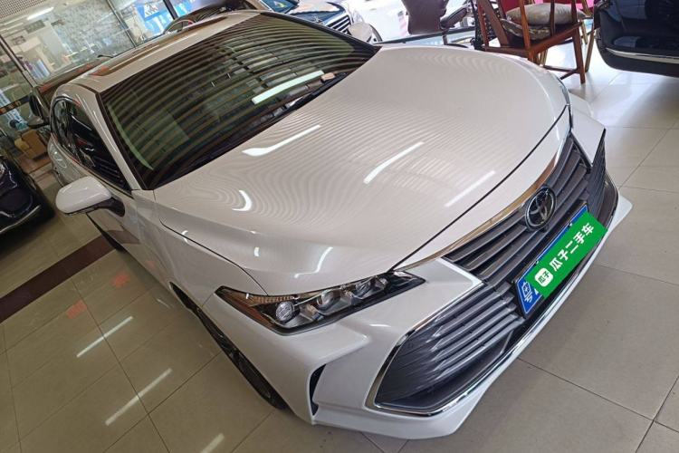 Used Toyota Avalon 2019 2.0L XLE Premium Edition China VI Front Right 45 Deg