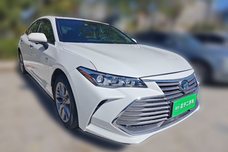 Used Toyota Avalon 2019 Dual-Engine 2.5L Luxury Edition China V Standard Front Right 45 Deg