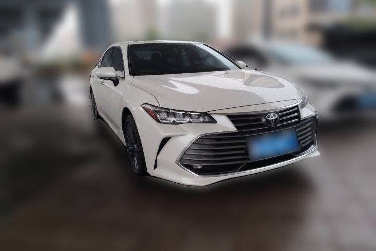 Used Toyota Avalon 2019 2.0L XLE Premium Edition China VI Front Right 45 Deg