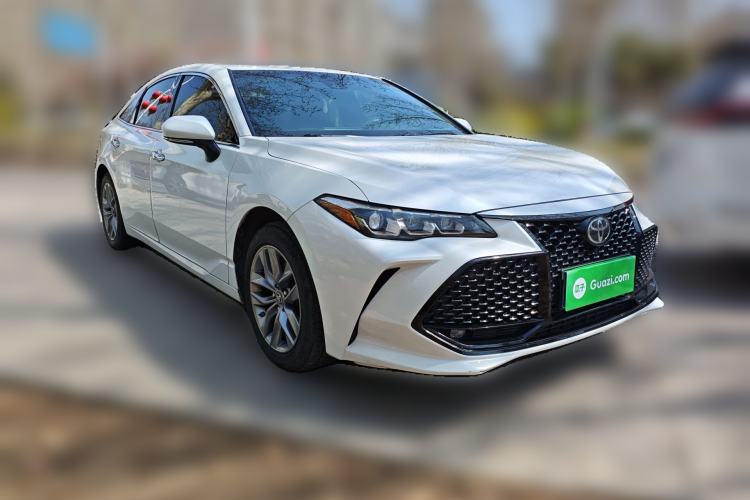 Used Toyota Avalon 2019 2.0L Luxury Edition China VI Standard Front Right 45 Deg