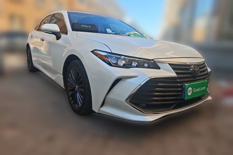 Used Toyota Avalon 2019 2.0L XLE Premium Edition China VI Front Right 45 Deg