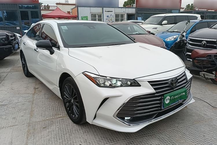 Used Toyota Avalon 2019 2.0L XLE Premium Edition China VI Front Right 45 Deg