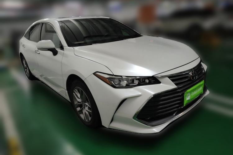 Used Toyota Avalon 2019 2.0L Luxury Edition China VI Standard Front Right 45 Deg