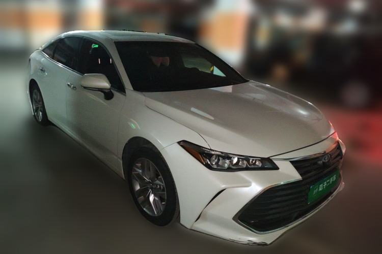 Used Toyota Avalon 2019 2.0L Luxury Edition China VI Standard Front Right 45 Deg