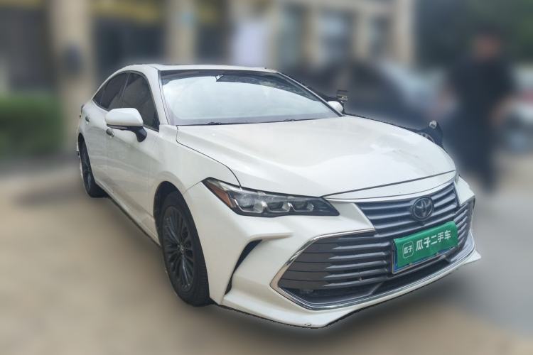 Used Toyota Avalon 2019 2.0L XLE Premium Edition China VI Front Right 45 Deg