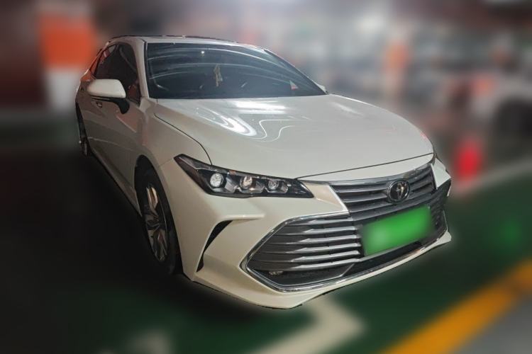 Used Toyota Avalon 2019 2.0L Luxury Edition China VI Standard Front Right 45 Deg