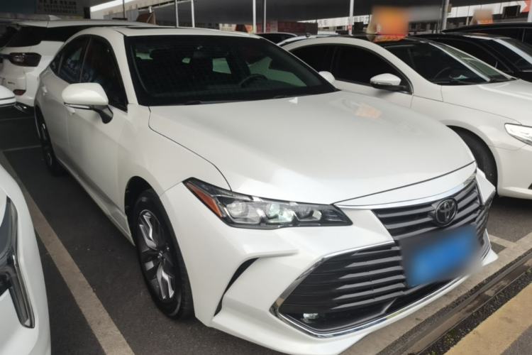 Used Toyota Avalon 2019 2.0L Ambition Edition China VI Front Right 45 Deg