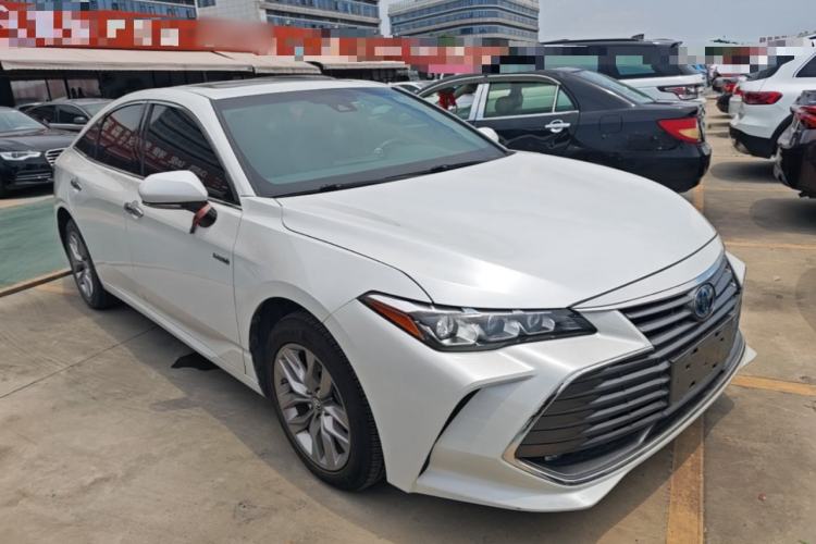 Used Toyota Avalon 2019 Dual-Engine 2.5L Luxury Edition China VI Standard Front Right 45 Deg