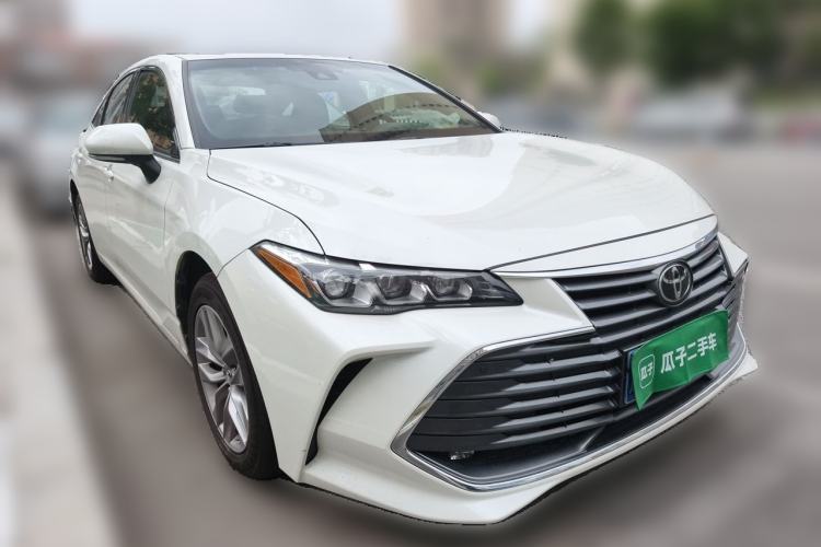 Used Toyota Avalon 2019 2.0L Ambition Edition China VI Front Right 45 Deg