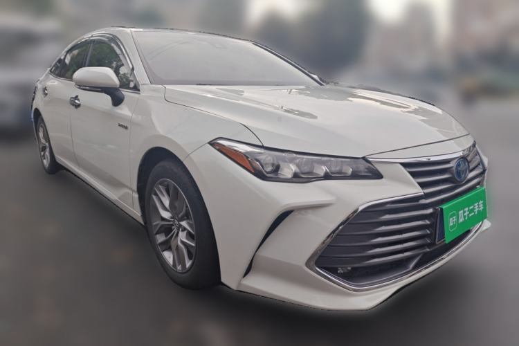 Used Toyota Avalon 2019 Dual-Engine 2.5L Luxury Edition China VI Standard Front Right 45 Deg