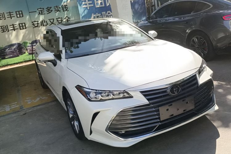 Used Toyota Avalon 2019 2.0L Luxury Edition China VI Standard Front Right 45 Deg