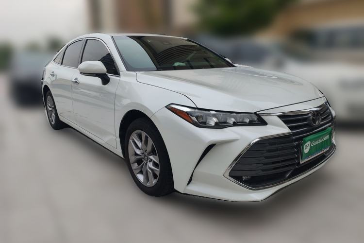 Used Toyota Avalon 2019 2.0L Luxury Edition China VI Standard Front Right 45 Deg