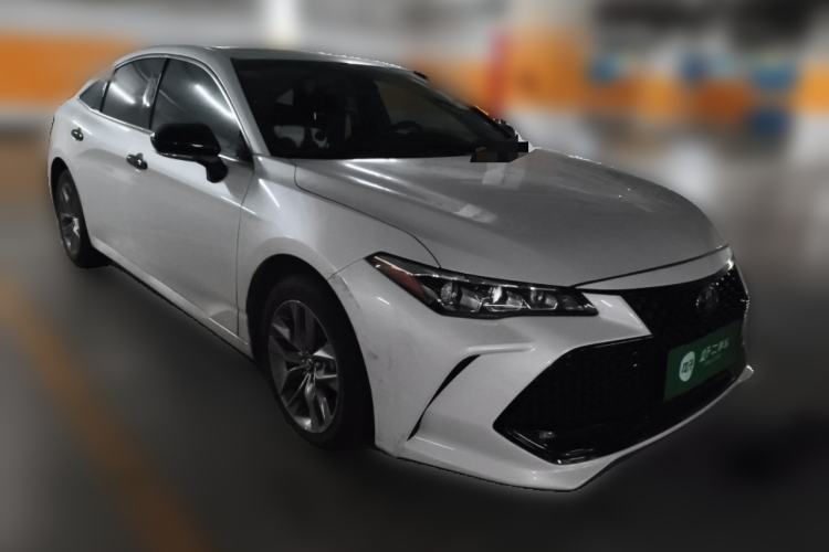 Used Toyota Avalon 2019 2.0L Luxury Edition China VI Standard Front Right 45 Deg