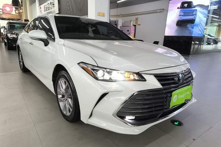 Used Toyota Avalon 2019 2.0L Luxury Edition China VI Standard Front Right 45 Deg