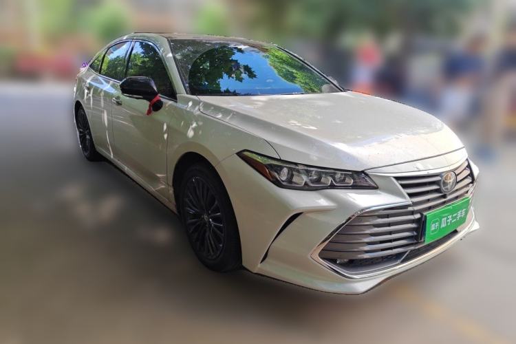 Used Toyota Avalon 2019 2.0L XLE Premium Edition China VI Front Right 45 Deg