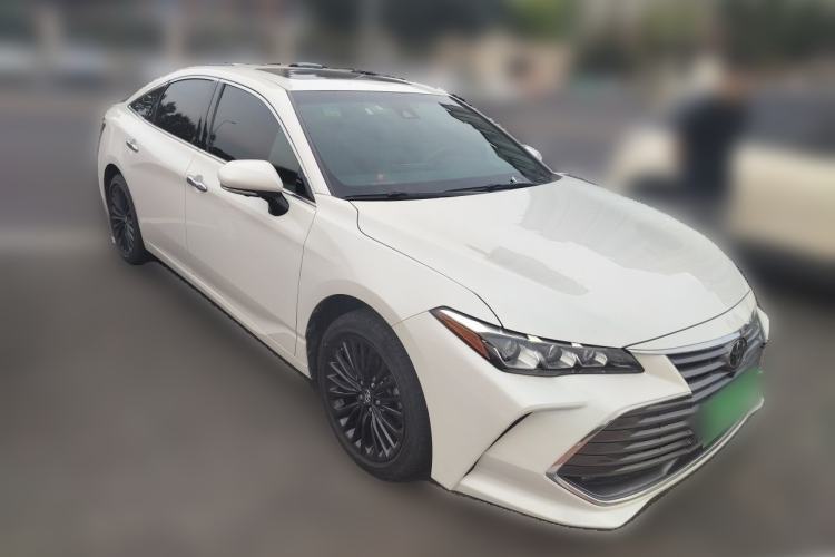 Used Toyota Avalon 2019 2.0L XLE Premium Edition China VI Front Right 45 Deg