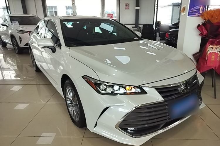 Used Toyota Avalon 2019 2.0L Ambition Edition China VI Front Right 45 Deg