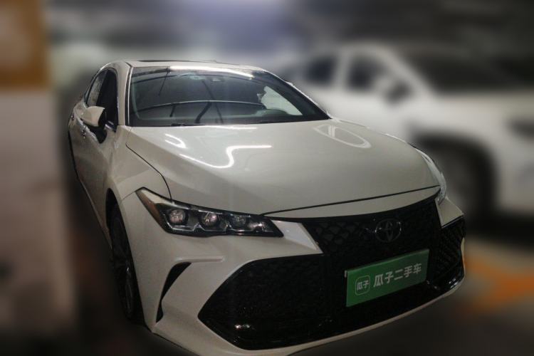 Used Toyota Avalon 2019 2.0L XLE Premium Edition China VI Front Right 45 Deg