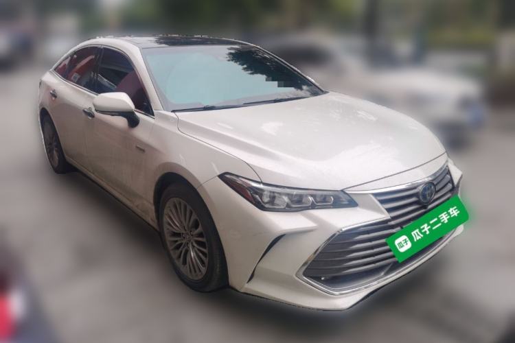 Used Toyota Avalon 2019 Dual-Engine 2.5L XLE Prestige Version China V Standard Front Right 45 Deg