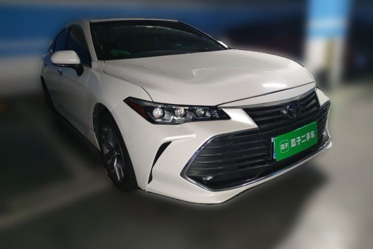 Used Toyota Avalon 2019 2.0L Luxury Edition China VI Standard Front Right 45 Deg
