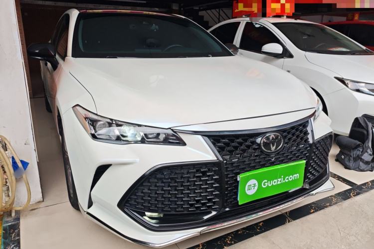 Used Toyota Avalon 2019 2.5L Ambition Version China V Standard Front Right 45 Deg