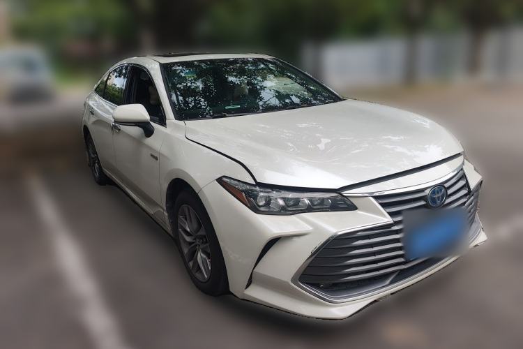 Used Toyota Avalon 2019 Dual-Engine 2.5L Luxury Edition China VI Standard Front Right 45 Deg