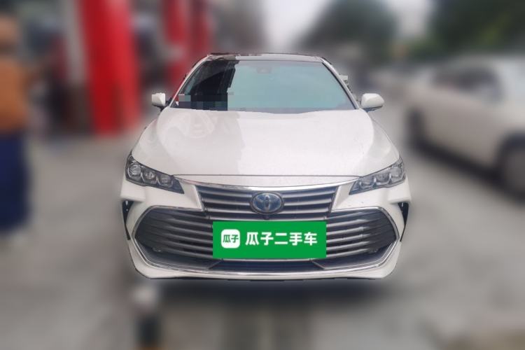 Used Toyota Avalon 2019 Dual-Engine 2.5L XLE Prestige Version China V Standard Front