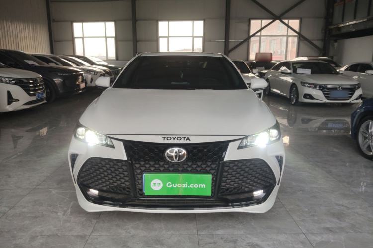 Used Toyota Avalon 2019 2.0L Ambition Edition China VI Front