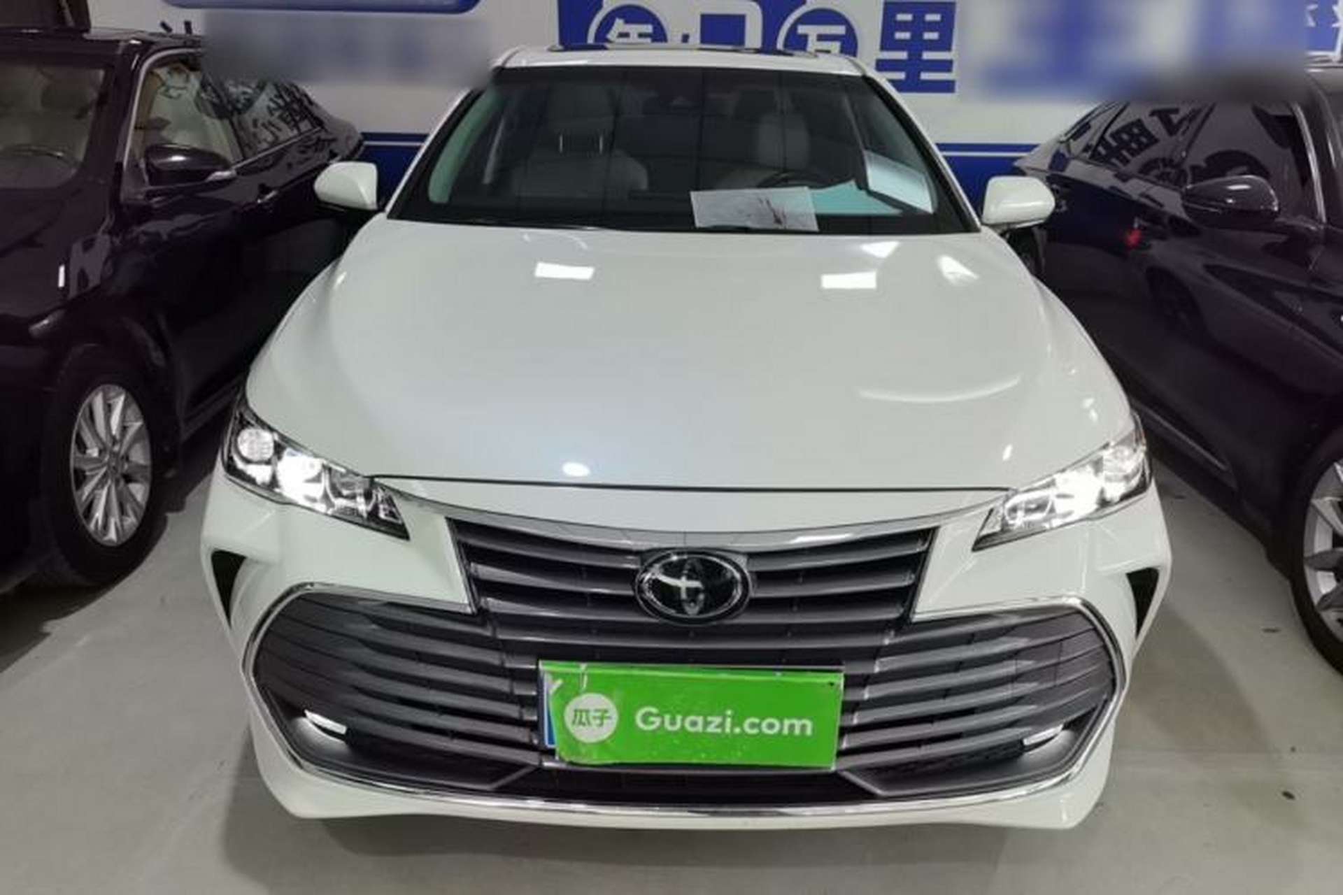 Used Toyota Avalon 2019 2.0L Luxury Edition China VI Standard Front