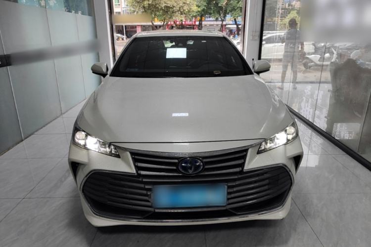 Used Toyota Avalon 2019 Dual-Engine 2.5L Luxury Edition China VI Standard Front