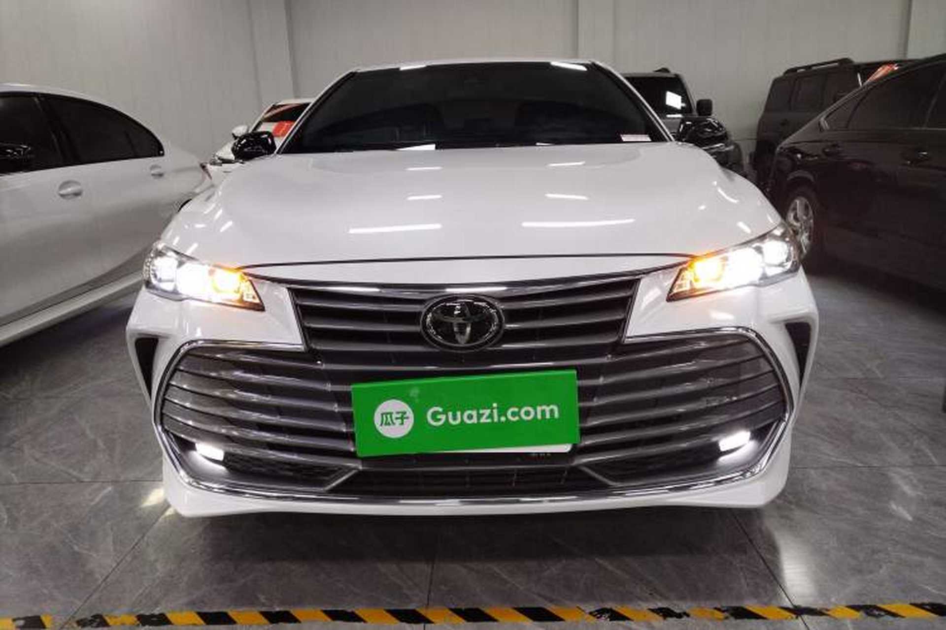Used Toyota Avalon 2019 2.0L Luxury Edition China VI Standard Front