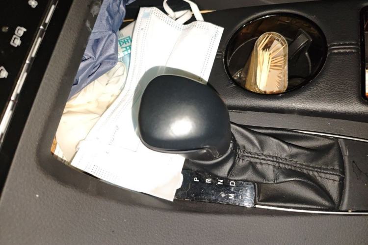 Used Toyota Avalon 2019 2.0L Luxury Edition China VI Standard Gear Lever