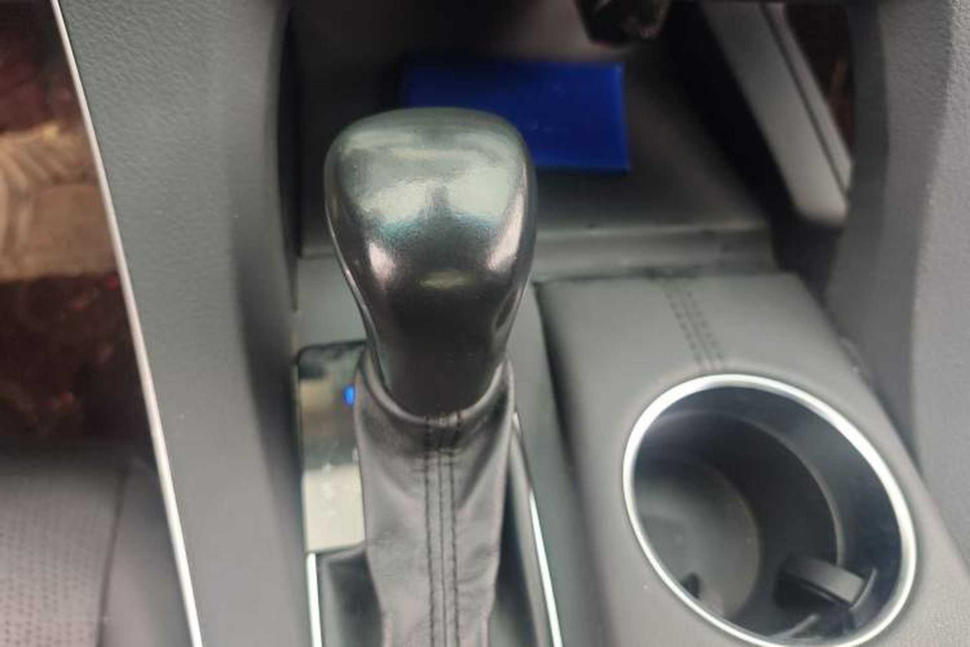 Used Toyota Avalon 2019 2.5L Touring Premium Version China V Standard Gear Lever
