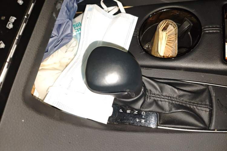 Used Toyota Avalon 2019 2.0L Luxury Edition China VI Standard Gear Lever