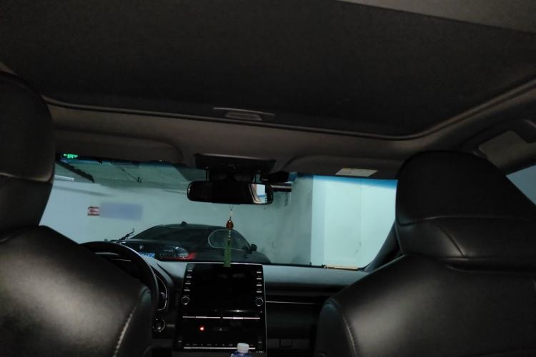 Used Toyota Avalon 2019 2.0L Luxury Edition China VI Standard Headliner