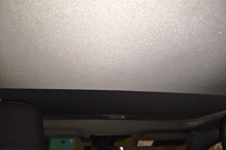 Used Toyota Avalon 2019 2.0L Luxury Edition China VI Standard Headliner