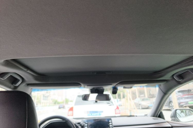 Used Toyota Avalon 2019 2.0L Ambition Edition China VI Headliner