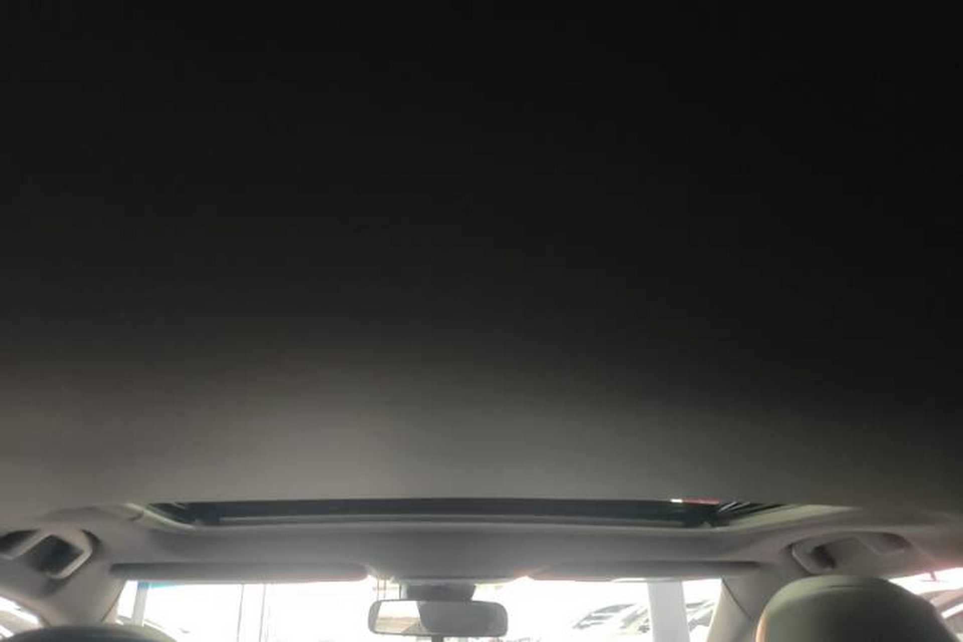 Used Toyota Avalon 2019 2.0L Ambition Edition China VI Headliner
