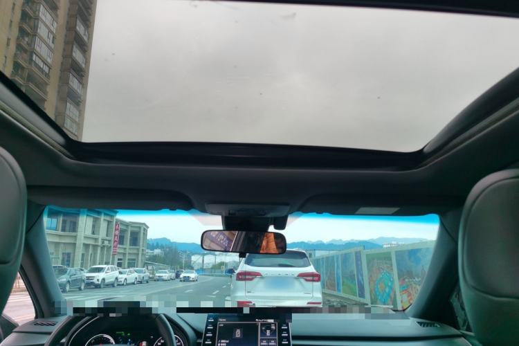 Used Toyota Avalon 2019 Dual-Engine 2.5L XLE Prestige Version China V Standard Headliner