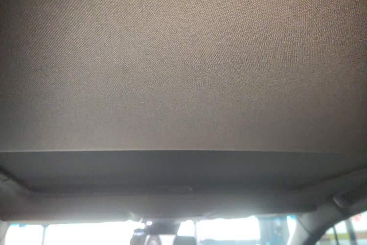 Used Toyota Avalon 2019 2.0L Ambition Edition China VI Headliner