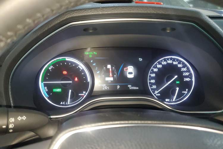 Used Toyota Avalon 2019 Dual-Engine 2.5L XLE Prestige Version China VI Standard Instrument Cluster