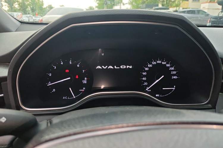 Used Toyota Avalon 2019 2.0L Luxury Edition China VI Standard Instrument Cluster